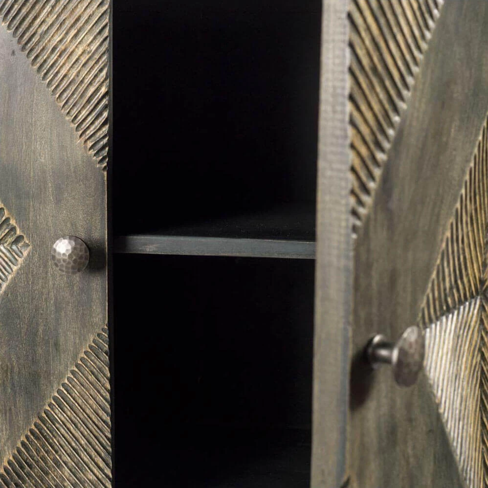 Mercana Winslow II Sideboard