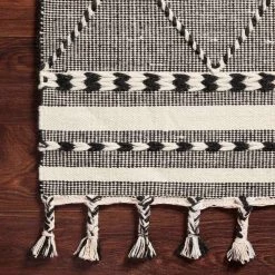 Loloi Rugs Sawyer Rug BEDROOM