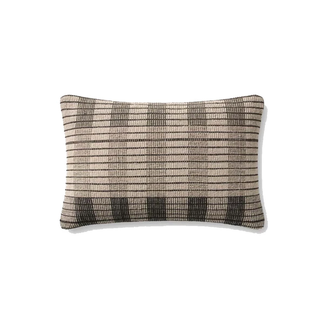 Loloi Rugs Bernadino Ivory / Black Pillow Amber Lewis Collection 3 Loloi Rugs Bernadino Ivory / Black Pillow Amber Lewis Collection