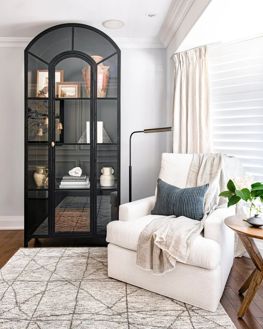 Lee Industries Furniture Carver Swivel Chair 4 Lee Industries Furniture Carver Swivel Chair